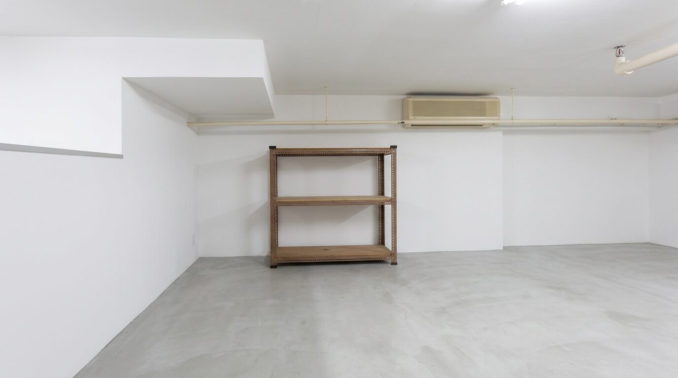 Storage shelving